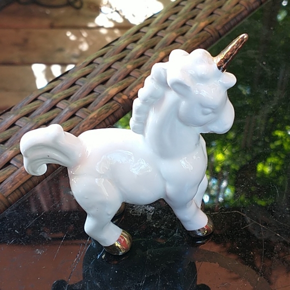 Small Ceramic Unicorn Figurine - Picture 2 of 6